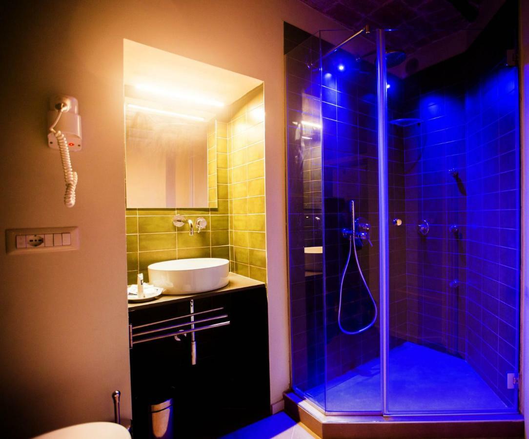 Home Suite Home Apartment *